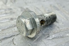 Lubrication nozzle screw  QSB6.7