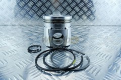 Piston with rings  4BT3.9